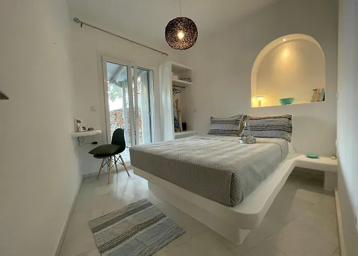 Diamantis Cove On The